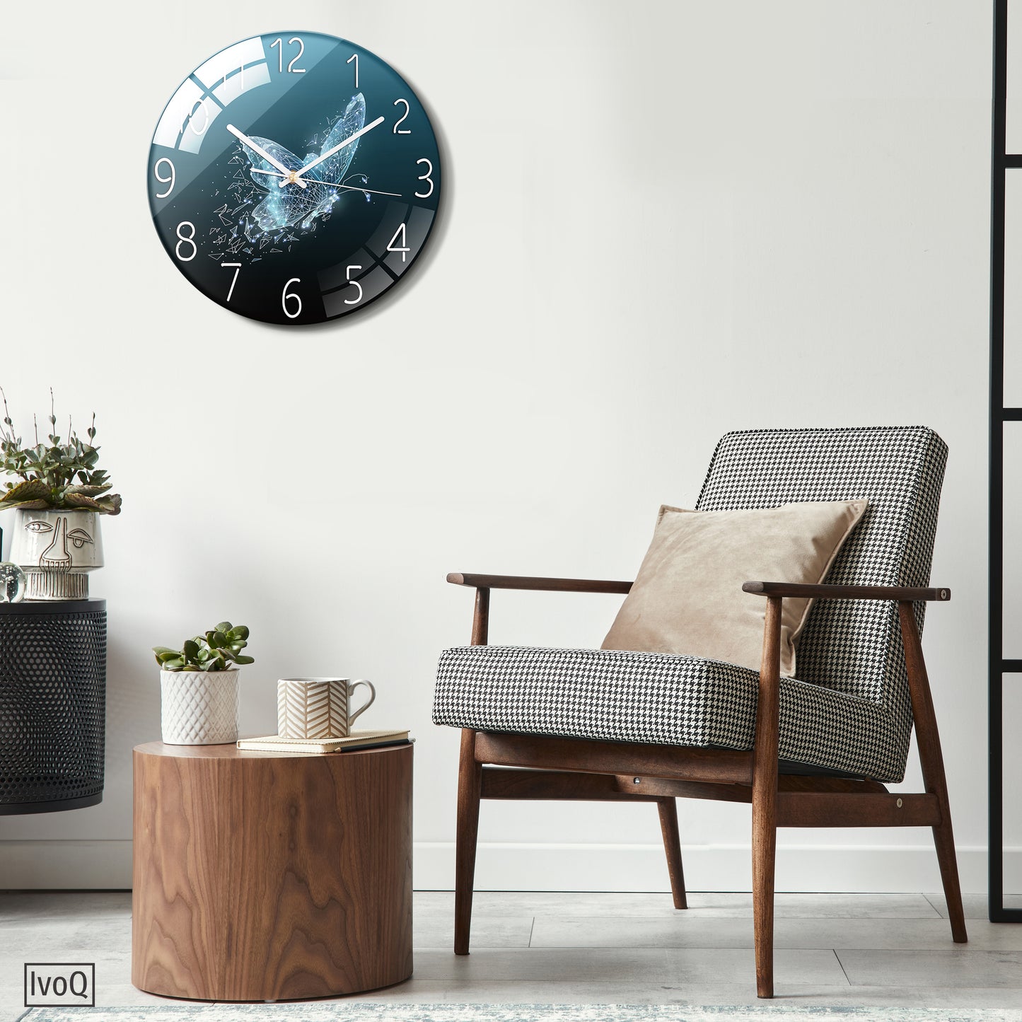 IvoQ Stijlvolle Groene Klok met Vlinder Design – 30 cm – Perfect Voor Elke Kamer