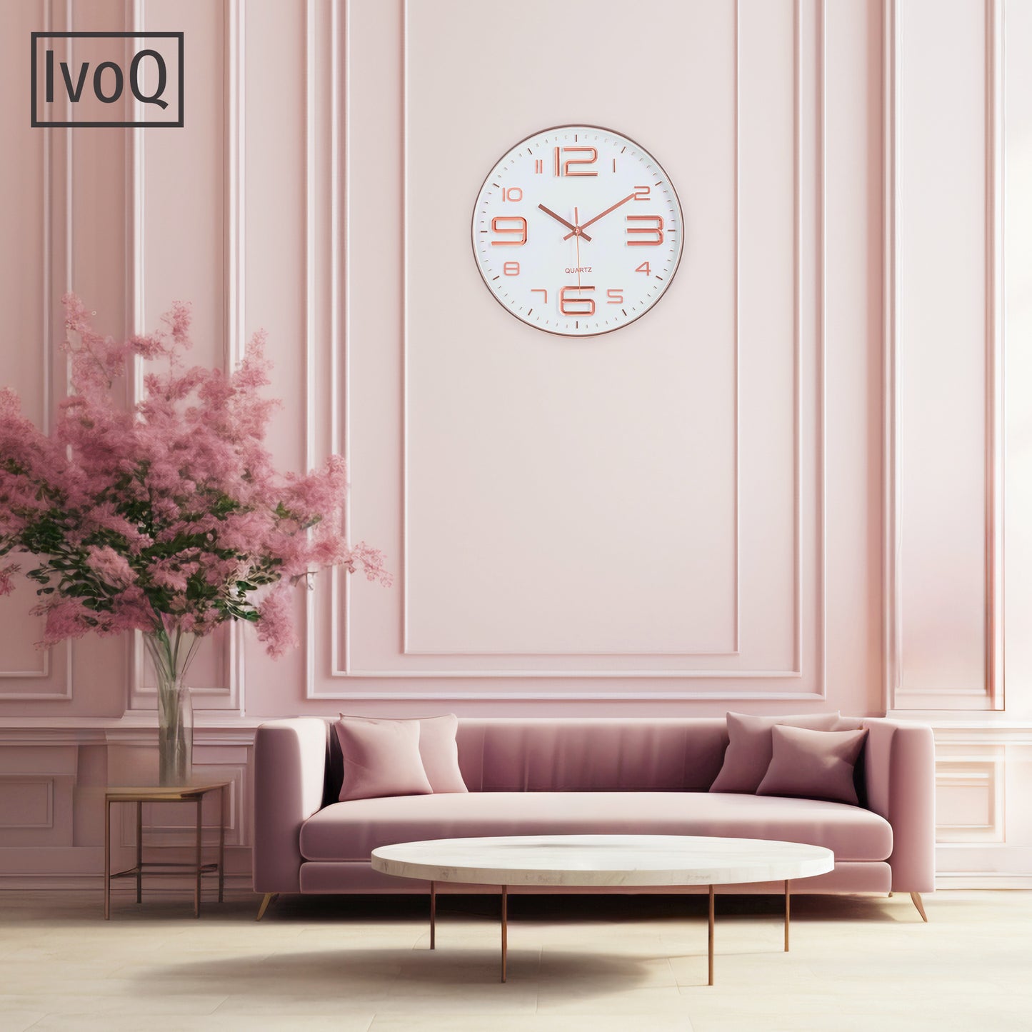 IvoQ Stijlvolle Wandklok - Elegante Witte Quartz Klok met Koperkleurige Accenten - Ideaal voor Elk Modern Interieur